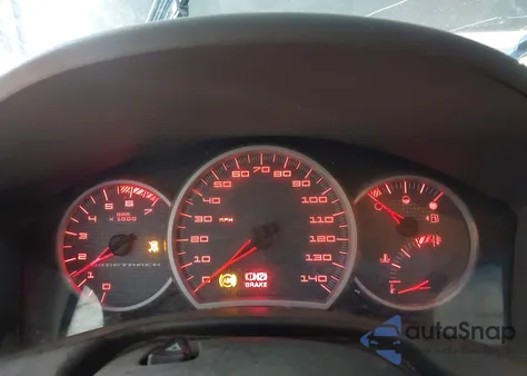 2004 Pontiac Grand Prix Gt1 z USA, uszkodzony, nr VIN 2G2WP522941316612